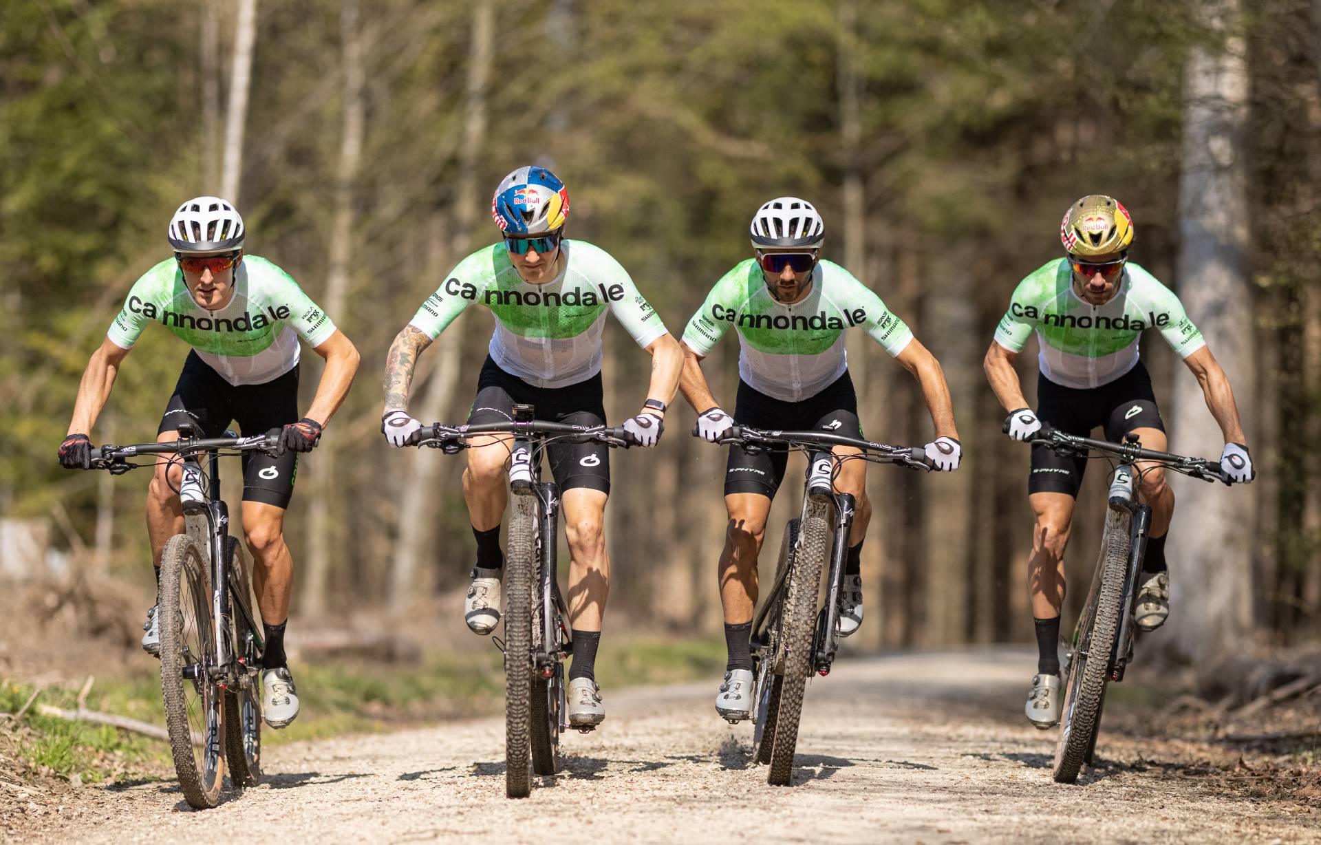 CFR w nowych barwach teamowych lideruje klasyfikacji drużynowej Pucharu Świata